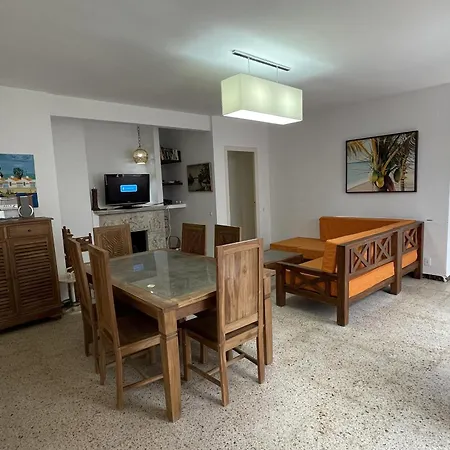 Cerca Del Mar Con Solarium Y Patio, Ideal Vacaciones En - Es-9-173 Cambrils